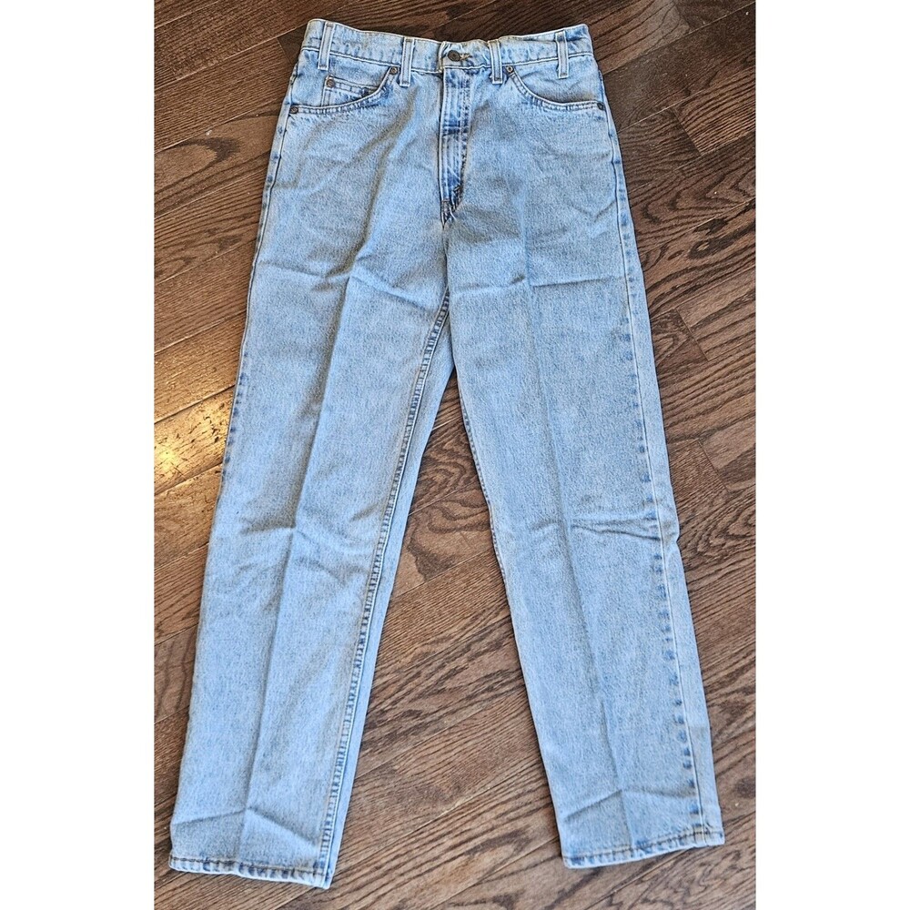 Vintage Levis 550 Relaxed Fit Tapered Leg Jeans Light Wash Made in USA 33x32